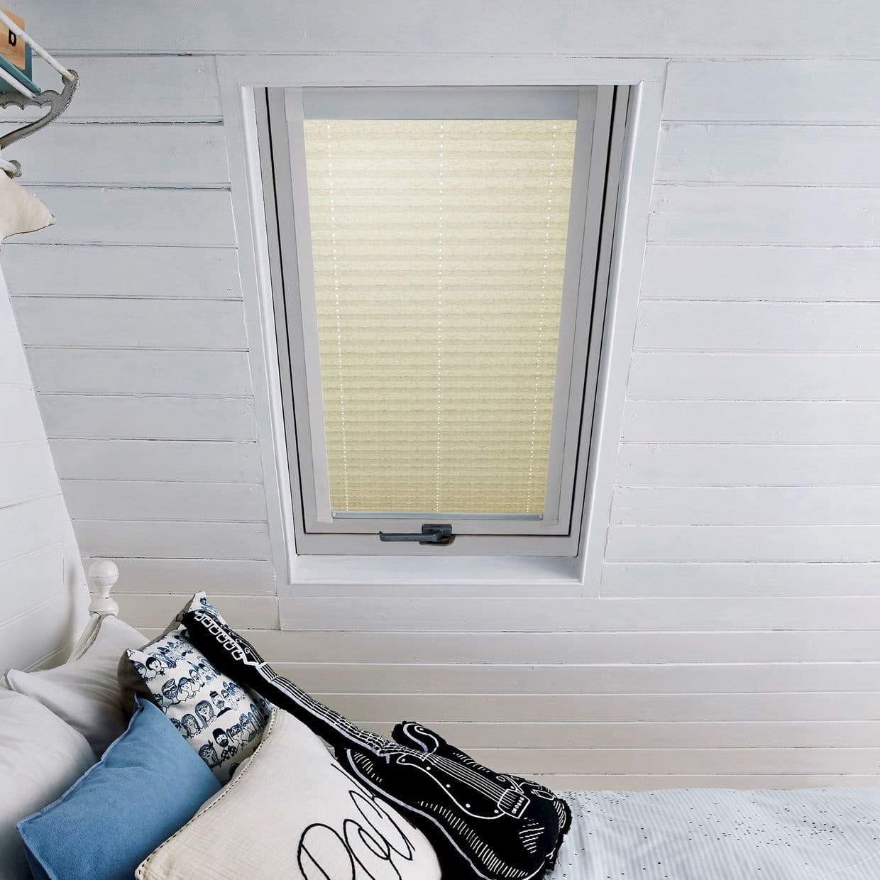 Moreno Nutmeg Skylight Pleated Blind
